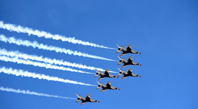 U.S. Air Force Thunderbirds flying Lockheed Martin F-16 Fighting Falcons. Photo by Keyang Pang